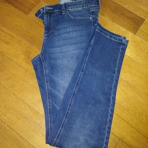 Reitmans medium wash jeans Size 29